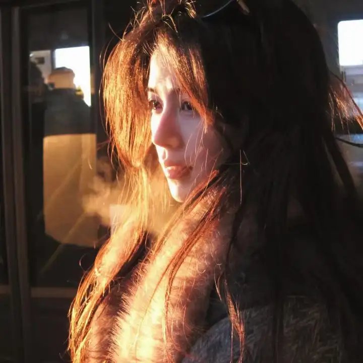 卡美拉对深海怪兽吉古拉